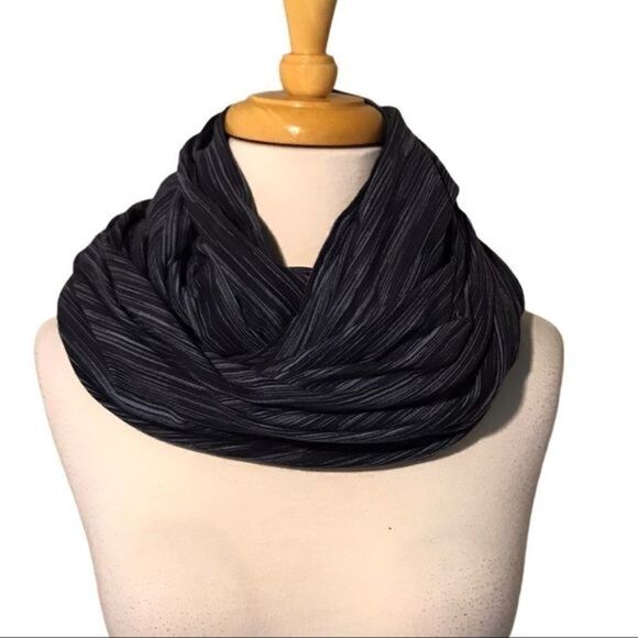 Champion Lightweight Snap Scarf Charcoal Gray - Picture 6 of 10
